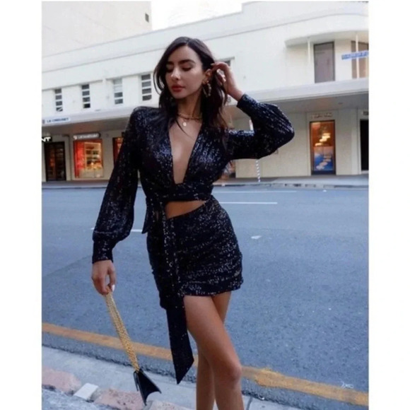 Lioness black sequin mini skirt - Picture 14 of 15